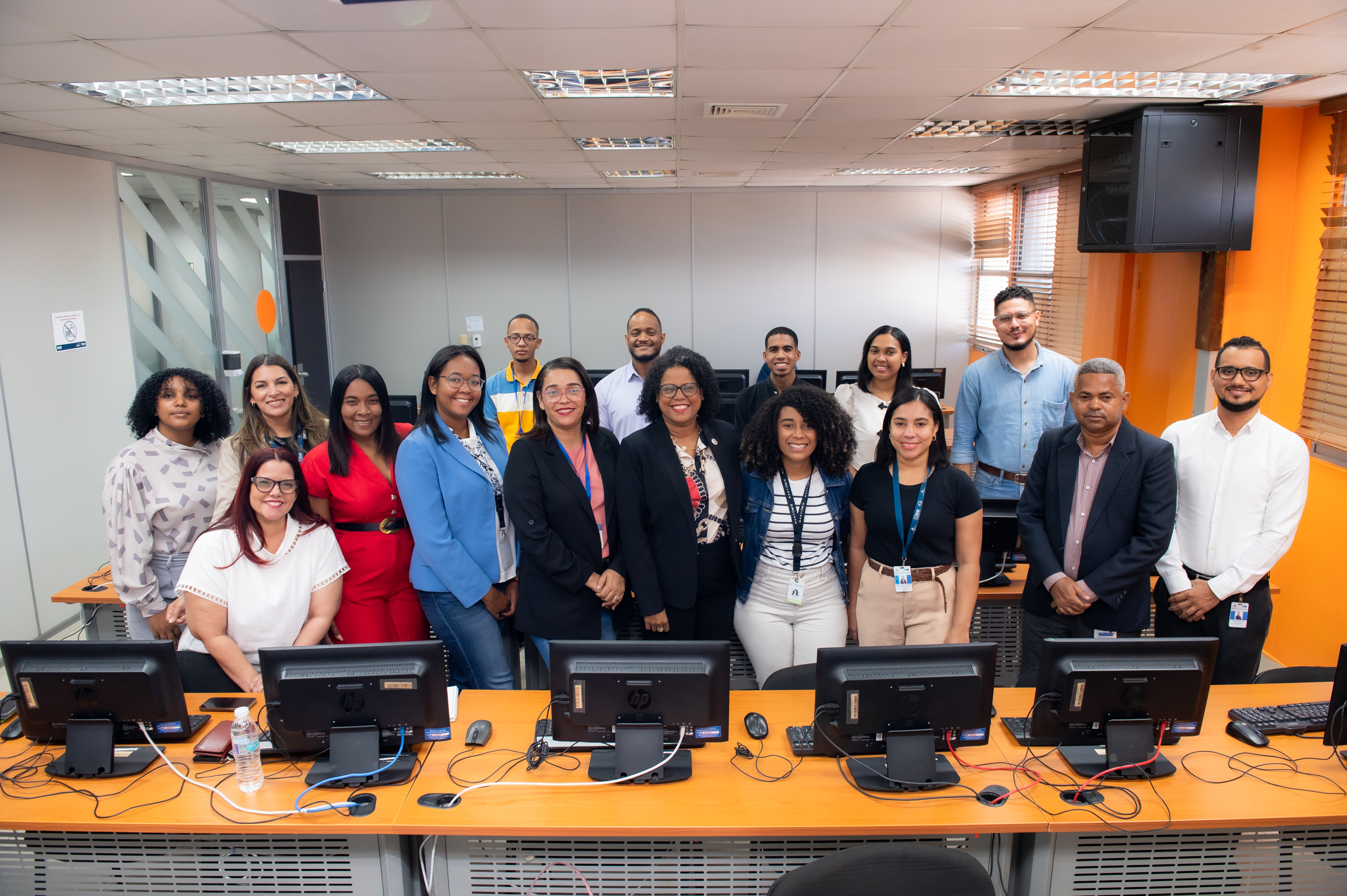 ONE realiza taller de Capacitación en el Uso del Geoportal Estadístico para Periodistas