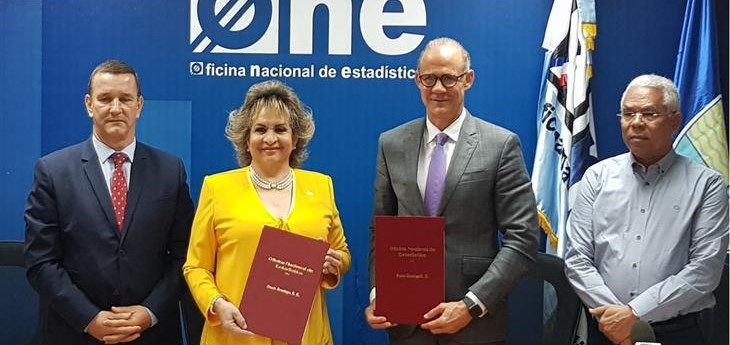 Firma convenio entre la ONE y CODOPESCA para realizar el primer Censo Nacional Pesquero con el apoyo del BID