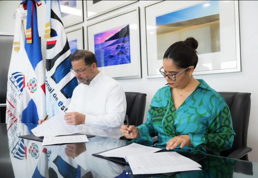 ONE y Ministerio de Medio Ambiente firman convenio para fortalecer estadísticas climáticas y calidad de datos ambientales