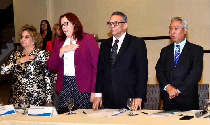 Directora de la ONE destaca los avances del Comité de Indicadores para el Desarrollo