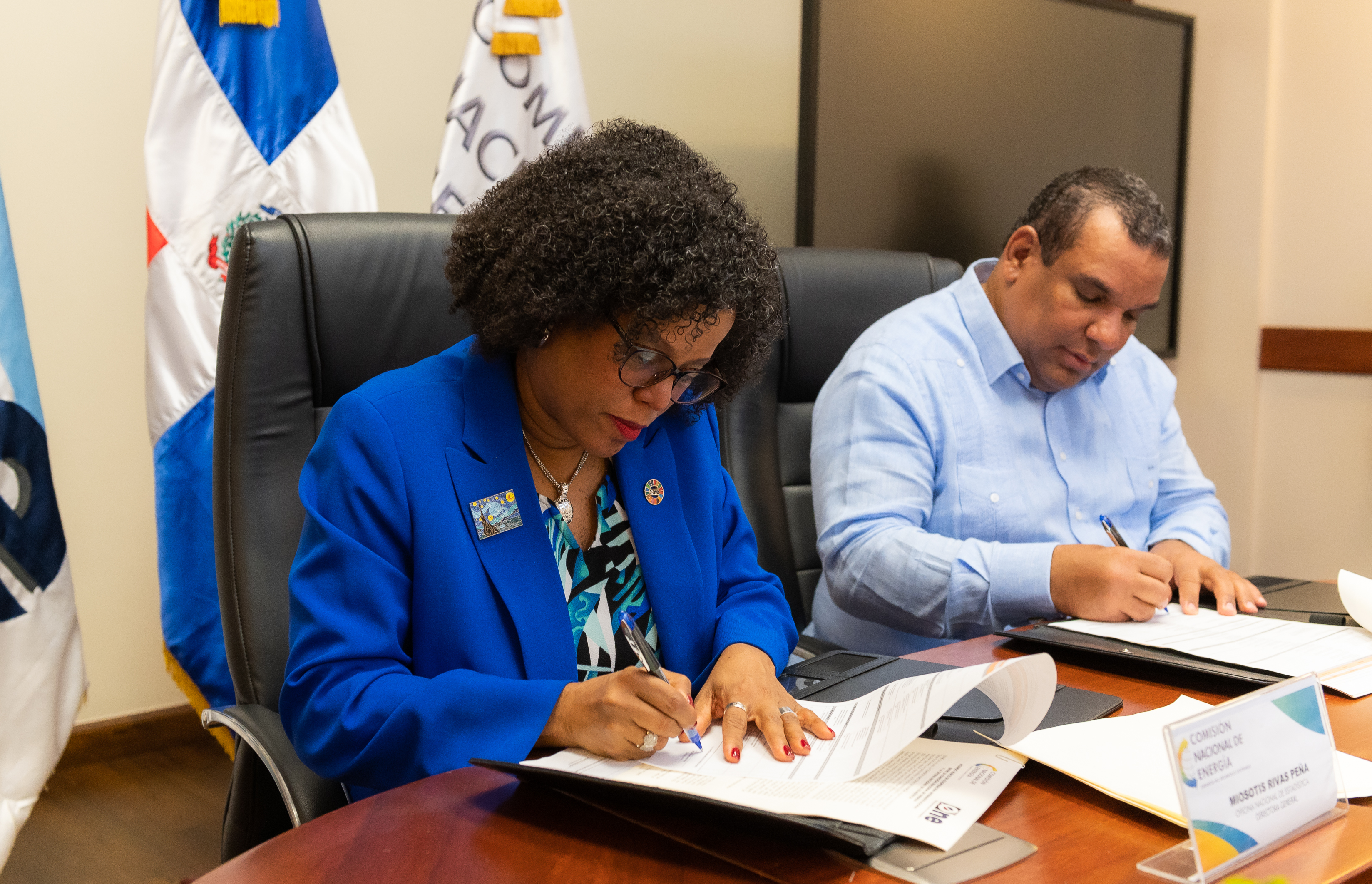 CNE y ONE unen esfuerzos para impulsar políticas energéticas basadas en estadísticas