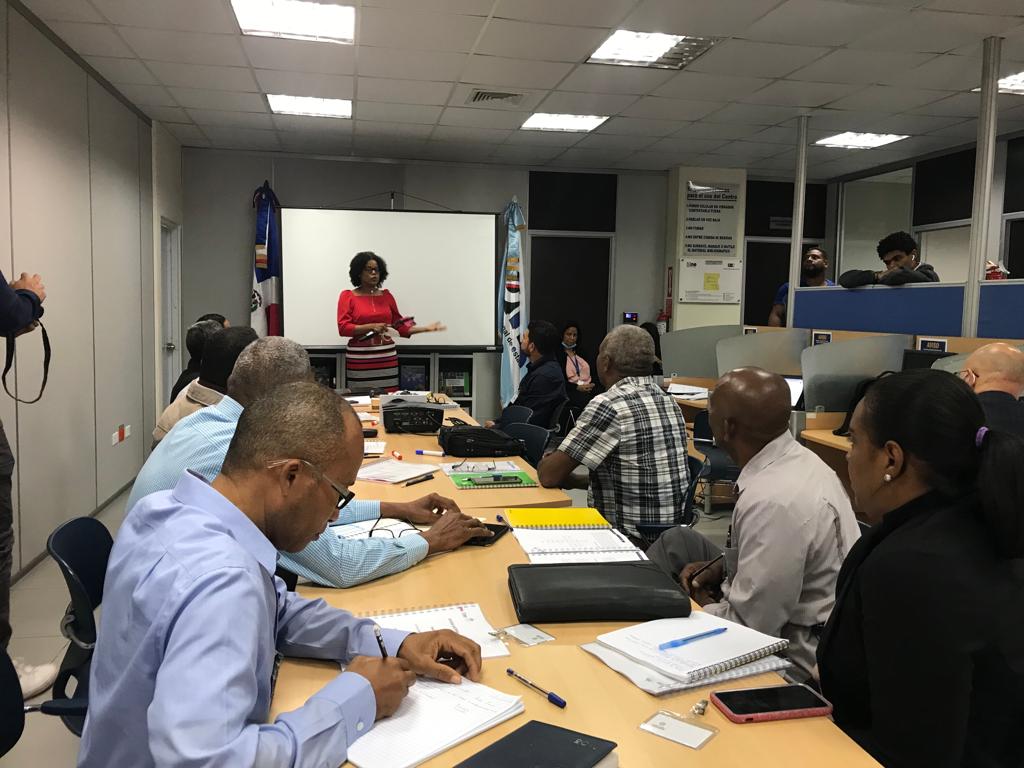 Inicia capacitación y labores de encargados nacionales para el X Censo