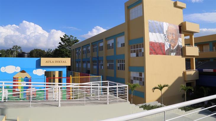 En el 2015 los precios de los servicios aumentaron un 3.17%%