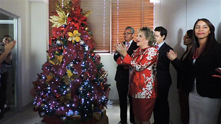 ONE da la bienvenida a la Navidad 2016