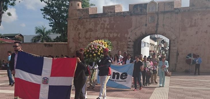 ONE apoya las actividades por el mes de la patria