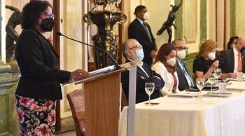 Tres de cada cuatro embarazos en adolescentes en RD son no intencionales