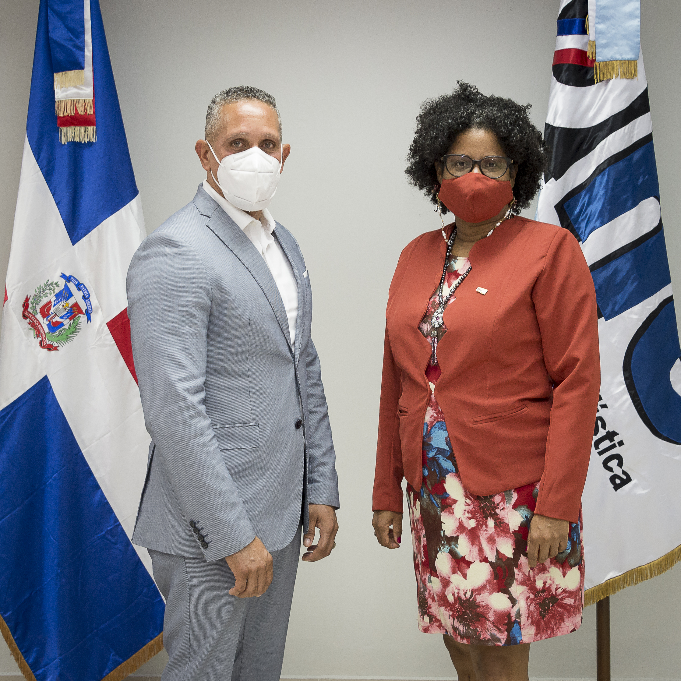 Directora de ONE y alcalde de Maimón anuncian que el municipio será sede para prueba censal